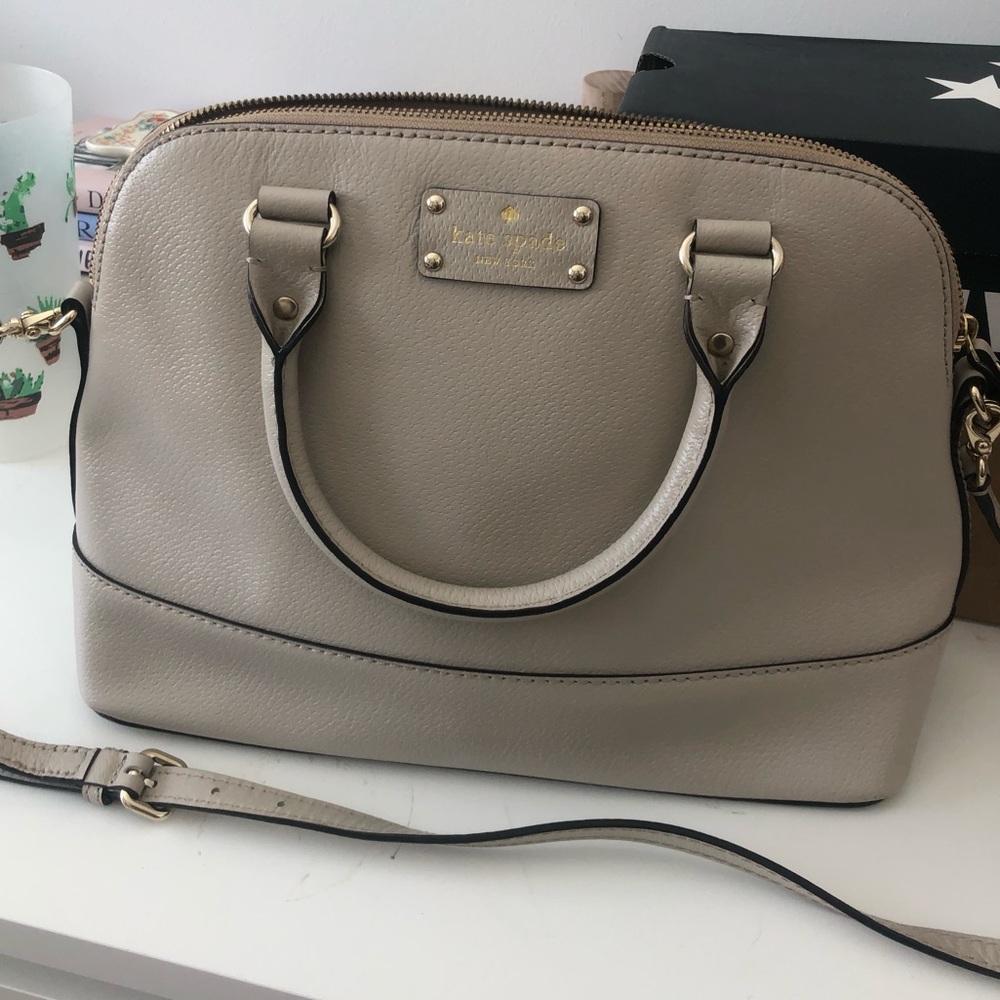 Kate spade light grey crossbody